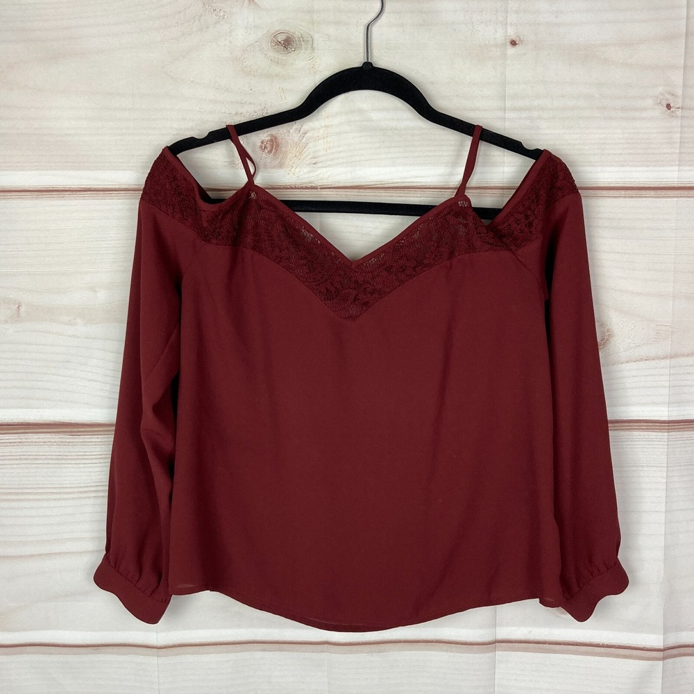 Express Top Womens XS Burgundy Cold Shoulder Blouse Long Sleeve V-Neck Lace Trim